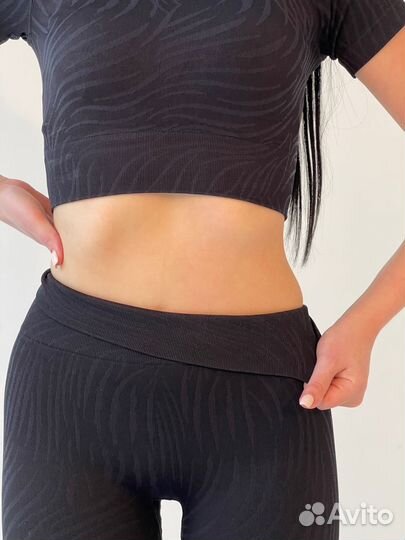 Спортивный костюм женский