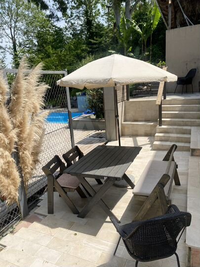 3-к. квартира, 75 м², 1/1 эт.