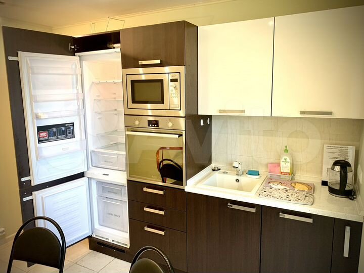 2-к. квартира, 60 м², 7/17 эт.