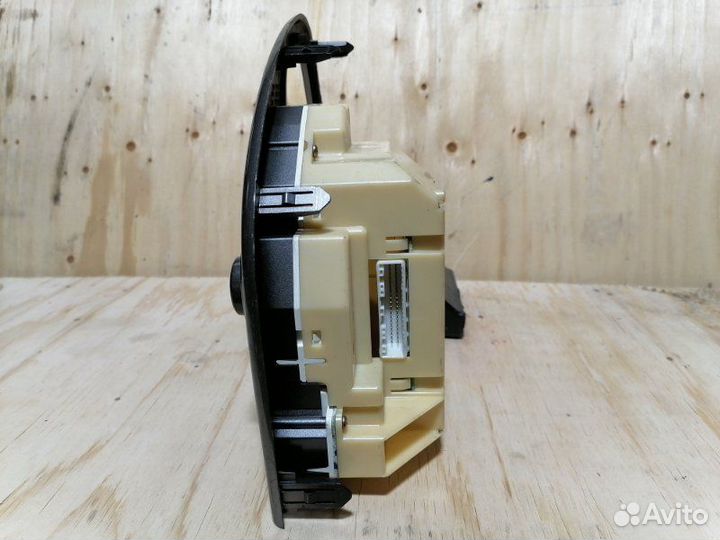 Блок управления климат контролем Toyota Wish