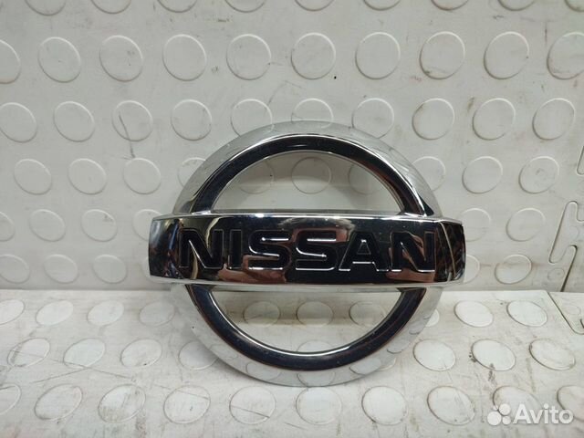 Эмблема задняя Nissan Murano Z52 2016