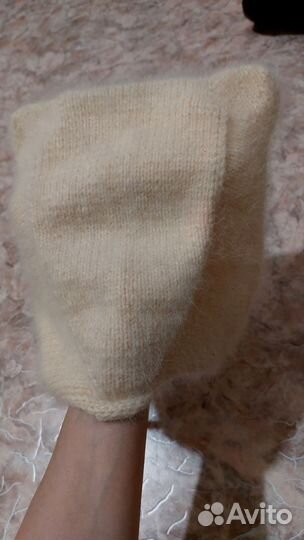 Женский чепчик из пуха норки с ушками