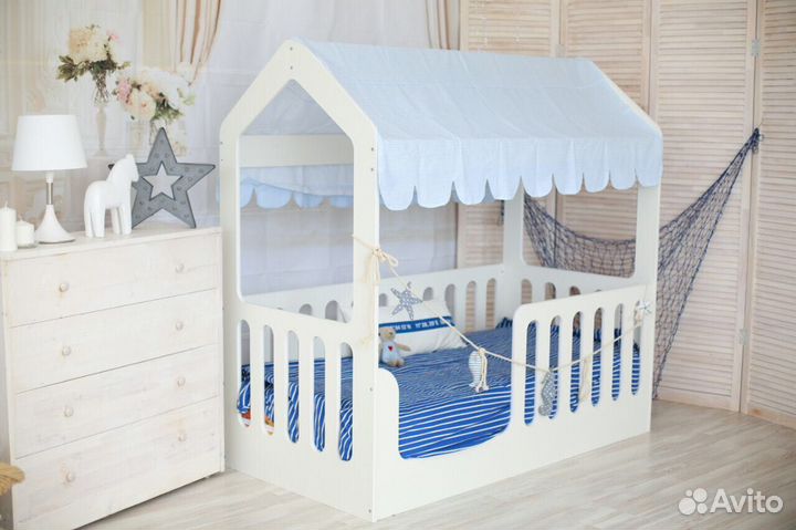 Кровать домик детская