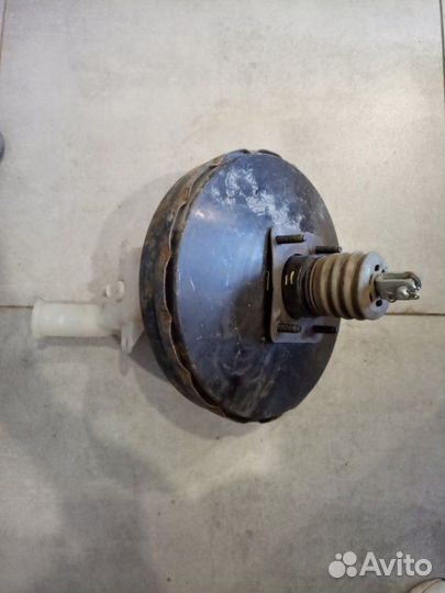 Вакуумный усилитель тормозов Mitsubishi Lancer 10