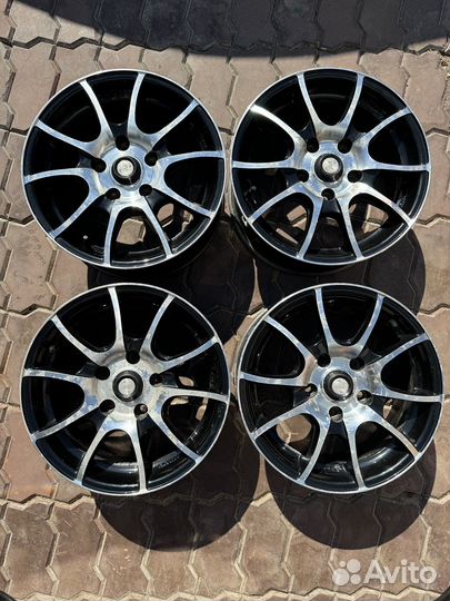 Литые диски HRS r15 5х114.3