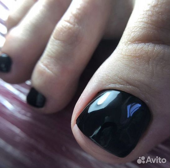 Маникюр педикюр