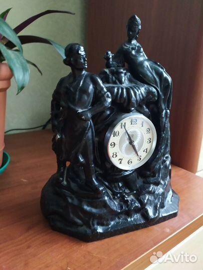 Продам часы СССР