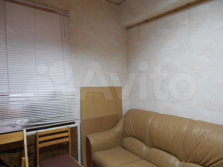 3-к. квартира, 71 м², 1/4 эт.