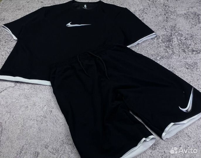 Костюм шорты и футболка Nike Metallic