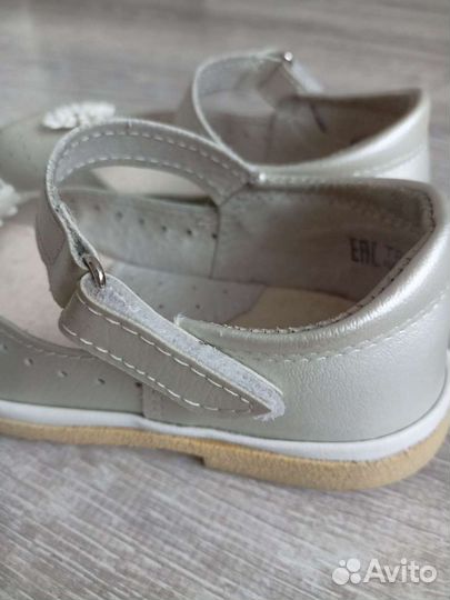 Туфли сандалии