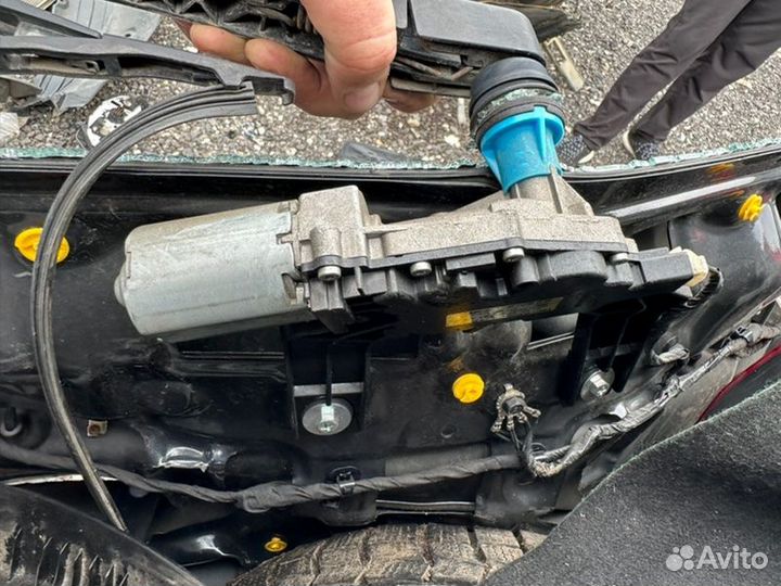 Моторчик дворника задний Kia Ceed ED хэтчбек 1.6