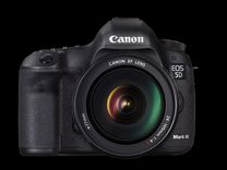 Зеркальная фотокамера Canon 5D mark iii