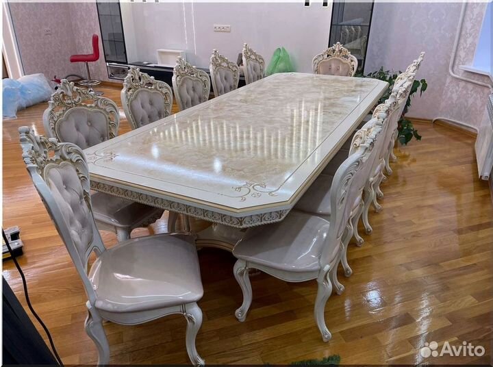 Круглый стол раздвижной