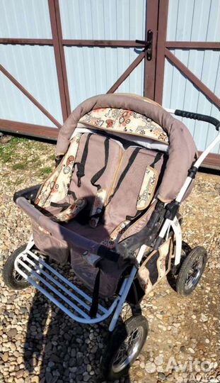 Коляска для двойни