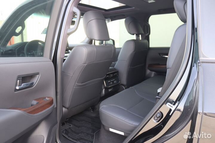 Toyota Land Cruiser 4.0 AT, 2023, 3 км