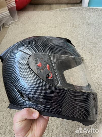Мотоциклетный шлем размер S (55/56)