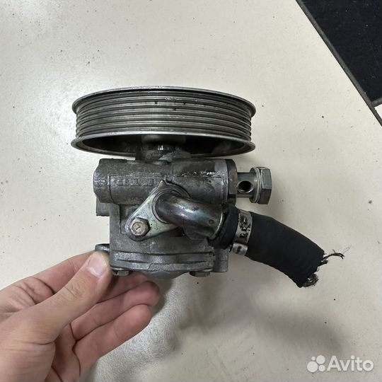 Насос гур Audi A4 B6 8E0145153ES