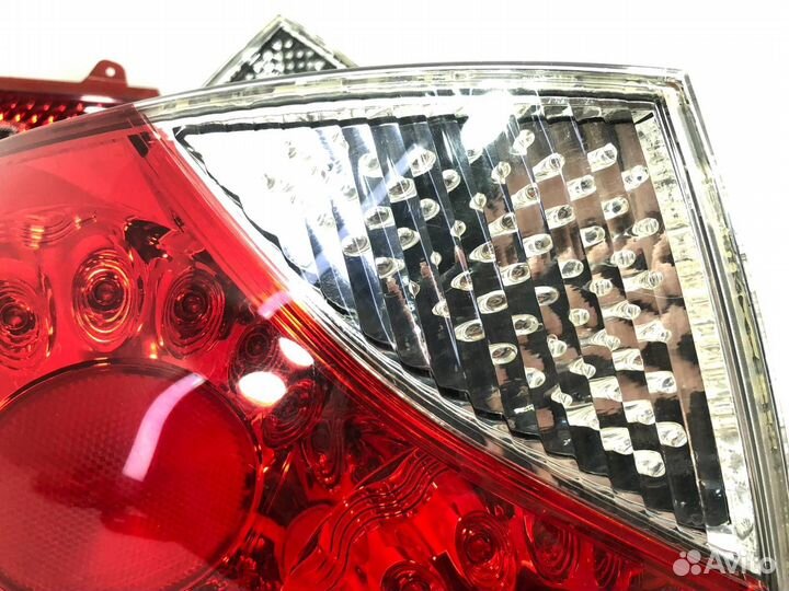 Комплект фонарей задний Infiniti Nissan M35 Fuga