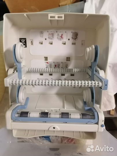 Диспенсер Lotus EnMotion для рулонных полотенец