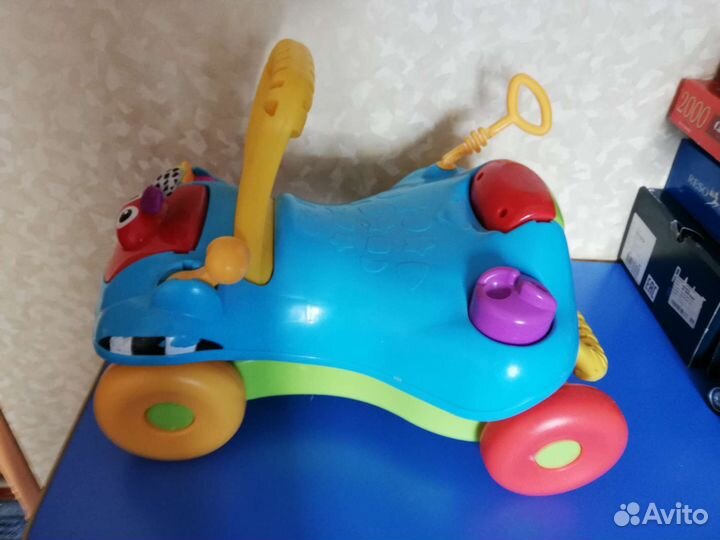 Детская машинка каталка