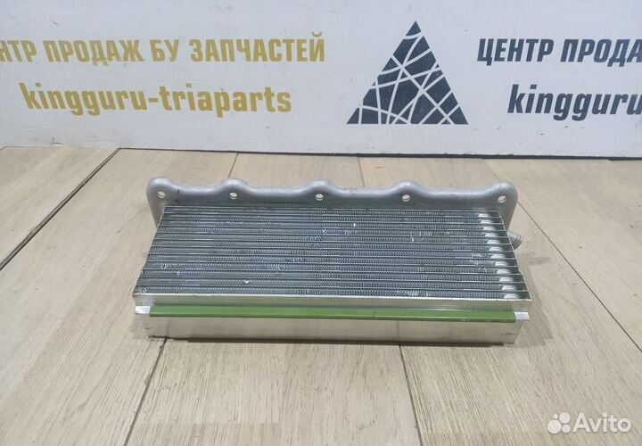 Радиатор интеркулера бу Skoda Octavia A7 1.4 OEM 04E145749F