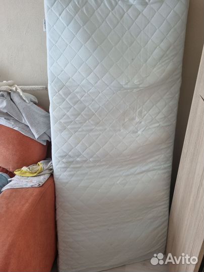 Детская кровать IKEA с матрасом