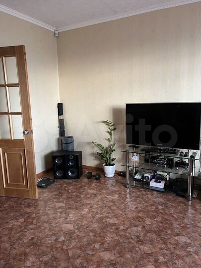 3-к. квартира, 65 м², 7/9 эт.