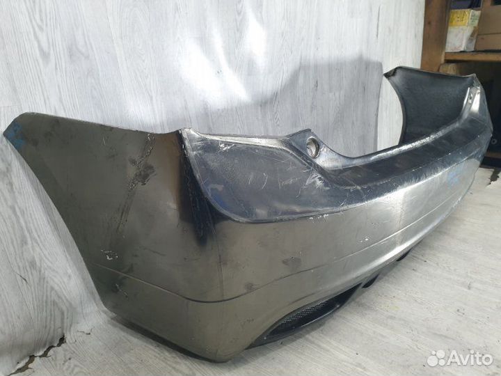 Бампер зад. toyota prius