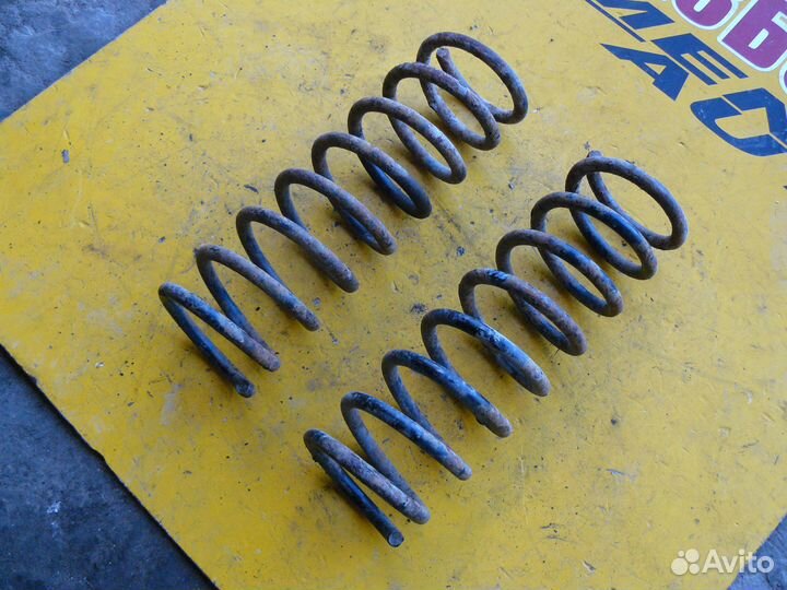 Пружина задняя для Ford Mondeo II
