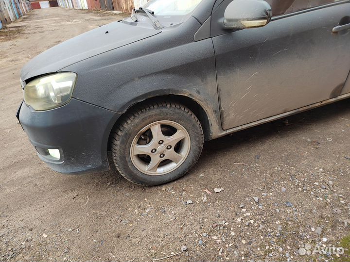 FAW V5 1.5 МТ, 2014, 230 430 км