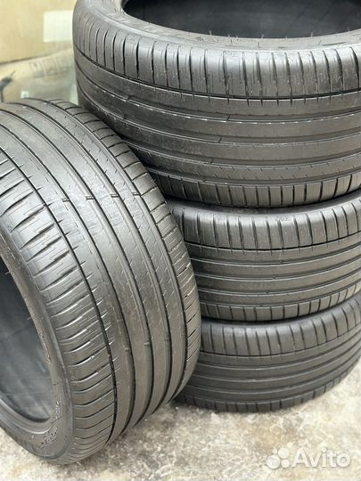 Michelin Pilot Sport 4 SUV 275/40 R21 и 315/35 R21 111Y