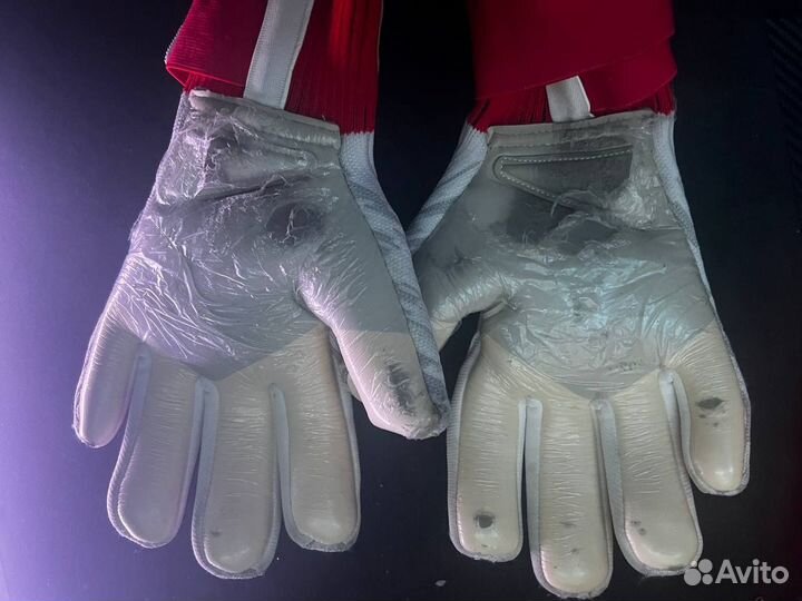 Перчатки adidas predator pro