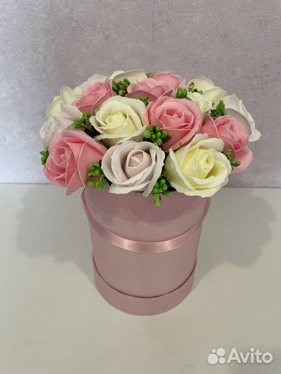 Композиция из мыльных роз