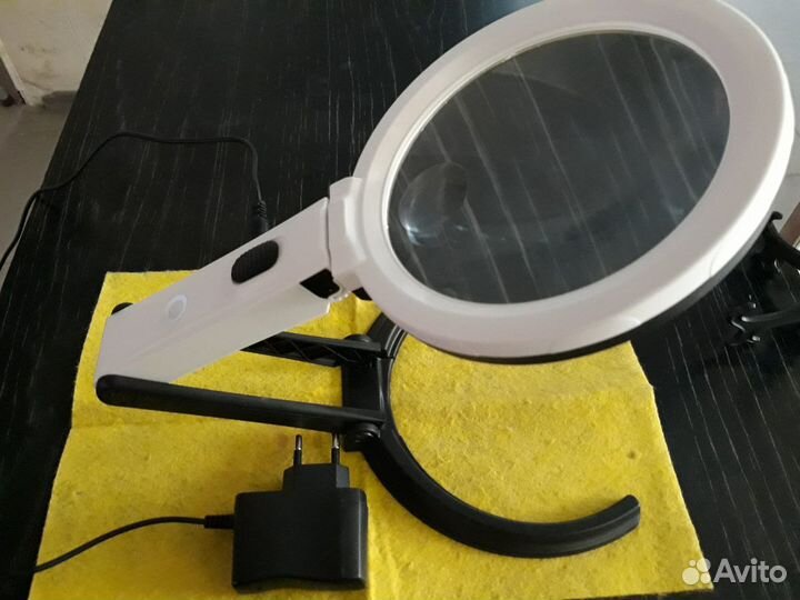 Лупа Настольная с Подсветкой