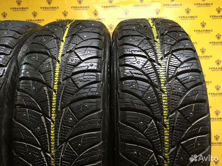 Rosava SnowGard 215/65 R16 98T