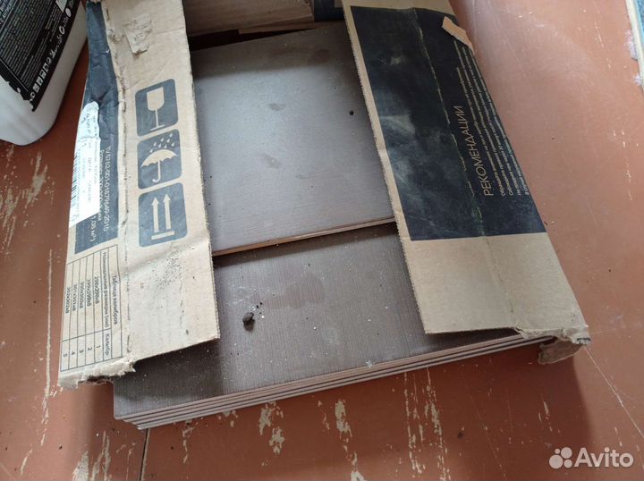 Плитка напольная