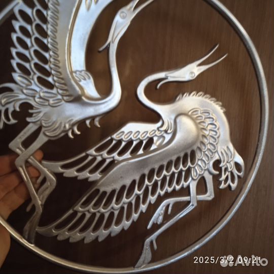 Журавли из металла