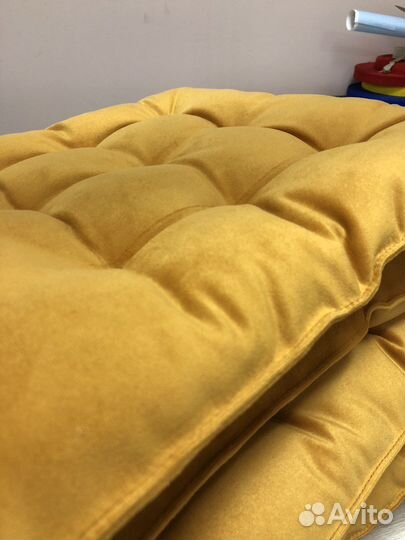 Подушки сидушки на стулья в разных расцветках