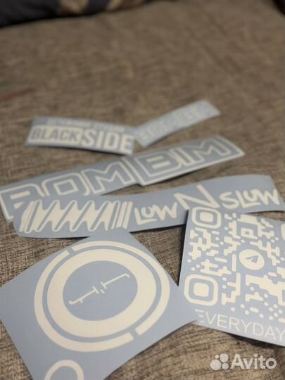 Изготовление виниловых наклеек