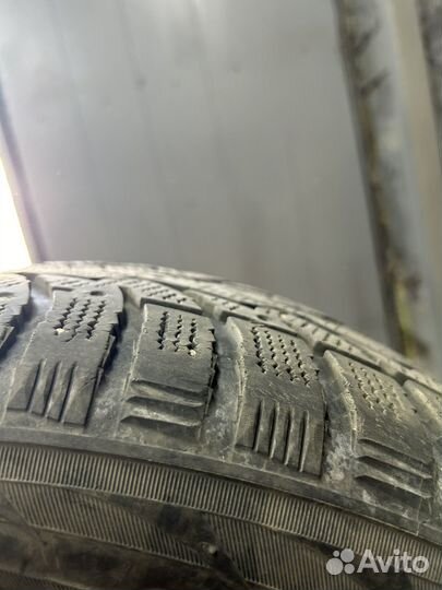 Toyo Celsius 215/60 R17