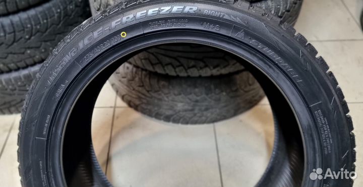 Toyo Observe Ice-Freezer SUV 275/40 R20