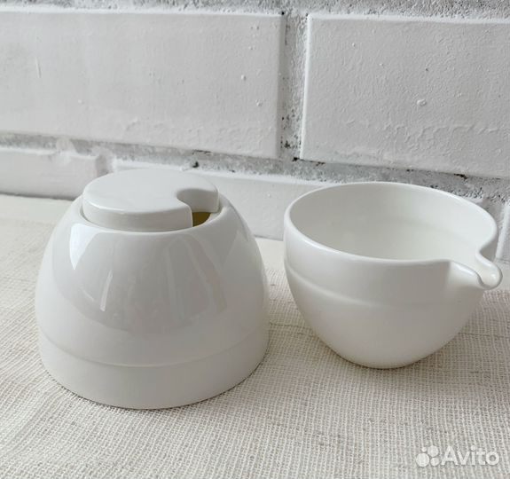 Молочник и сахарница