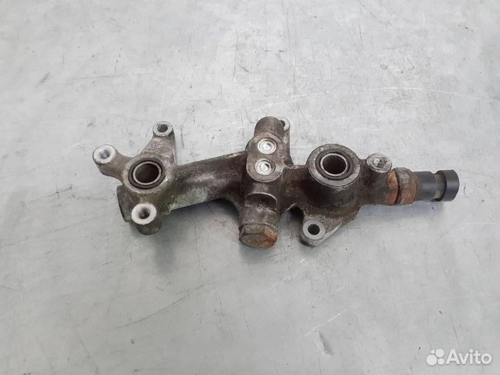 Кронштейн масляного радиатора Saab 9-3 2.0 2008