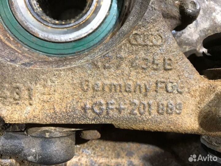 Кулак поворотный задний левый Audi A6 C5 Allroad