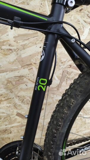 Горный велосипед Merida big seven 20 почти новый
