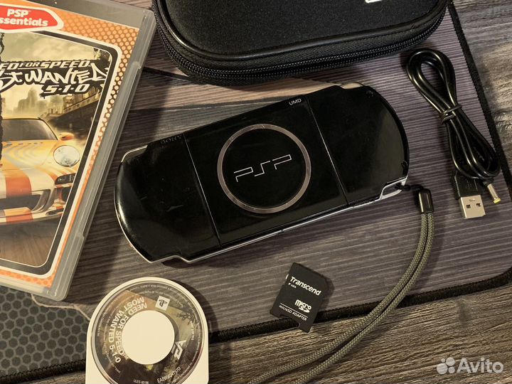 Sony PSP 3004 Piano Black 64gb 7500 игр (комплект)
