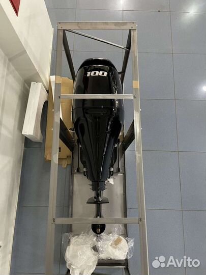 Лодочный мотор Suzuki DF 100 BTL