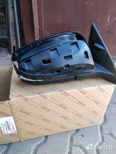 Зеркало тойота хайлендер