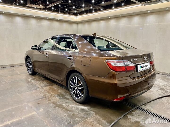 Toyota Camry 2.5 AT, 2018, 90 000 км