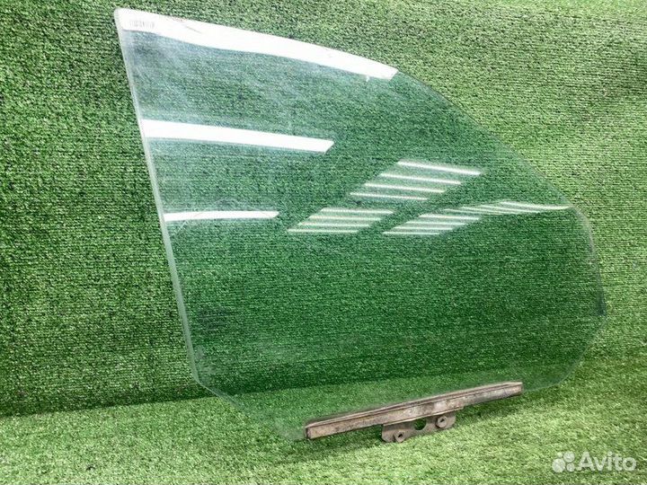 Стекло двери переднее правое Ваз 2110